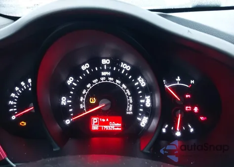 2016 Kia Sportage Lx z USA, uszkodzony, nr VIN KNDPBCAC1G7818891